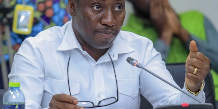 Clerk to Appointments Committee won’t be removed today or tomorrow – Ahiafor tells Afenyo-Markin