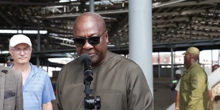 President Mahama visits Takoradi market. Promises to complete projects