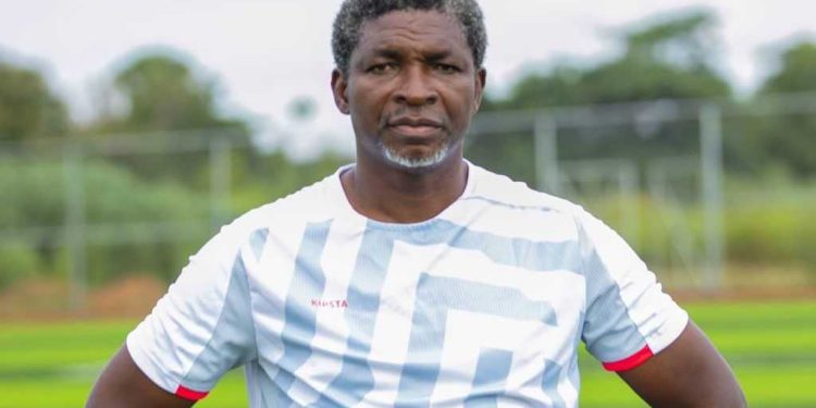 Maxwell Konadu steps down as Black Leopards coach