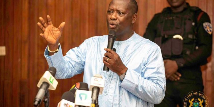 Lands Minister courts support of Western Region chiefs to fight galamsey