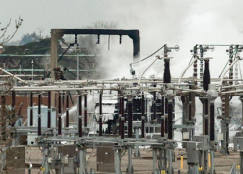 Heathrow Airport Grinds to a Halt, Stranding Passengers Amid Power Failure