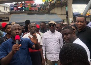 Minority Provides GHS 200,000 to Adum Fire Victims, Insists on Prompt Government Intervention